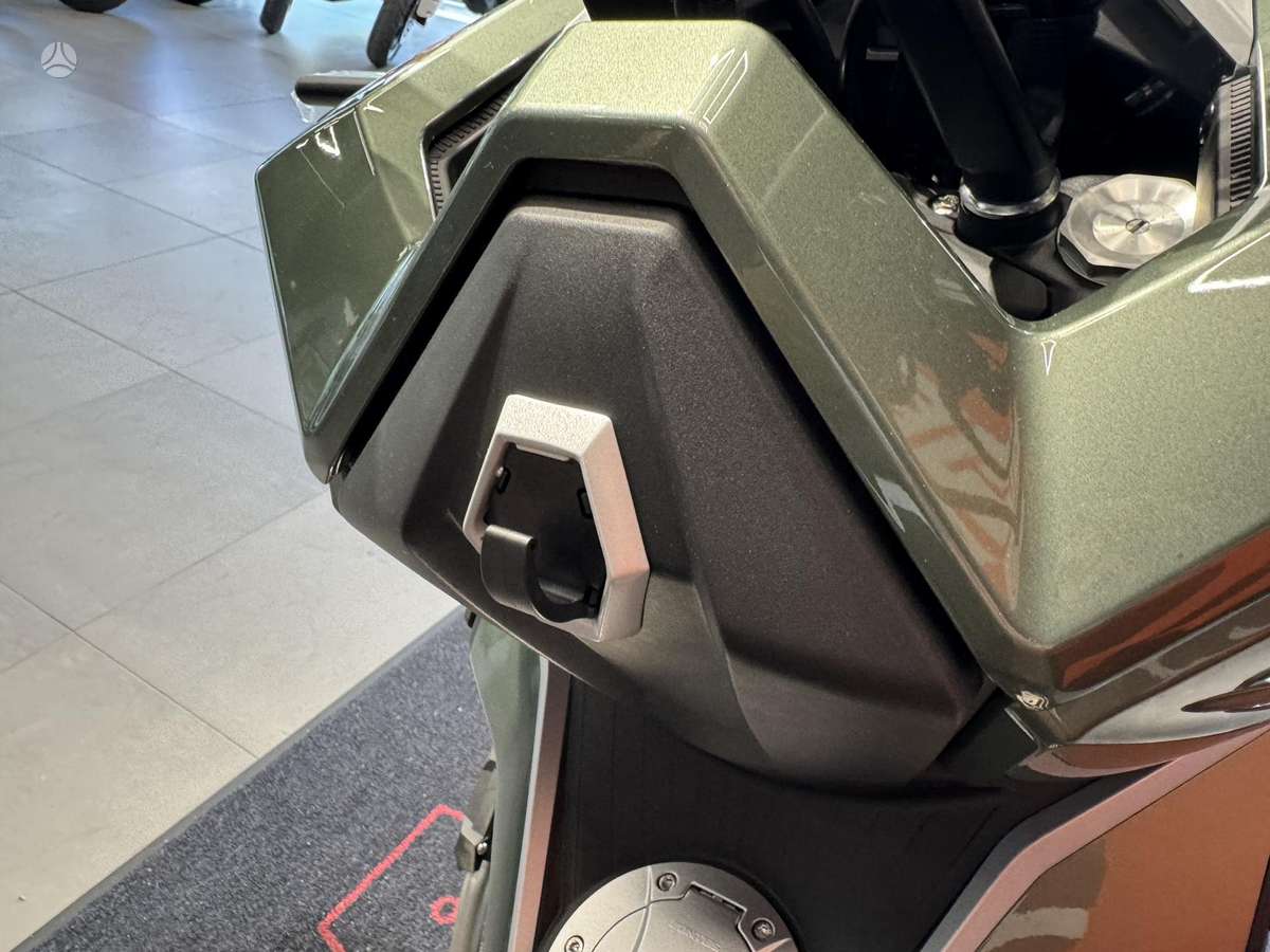 Zontes 368G 368cc, scooters / mopeds