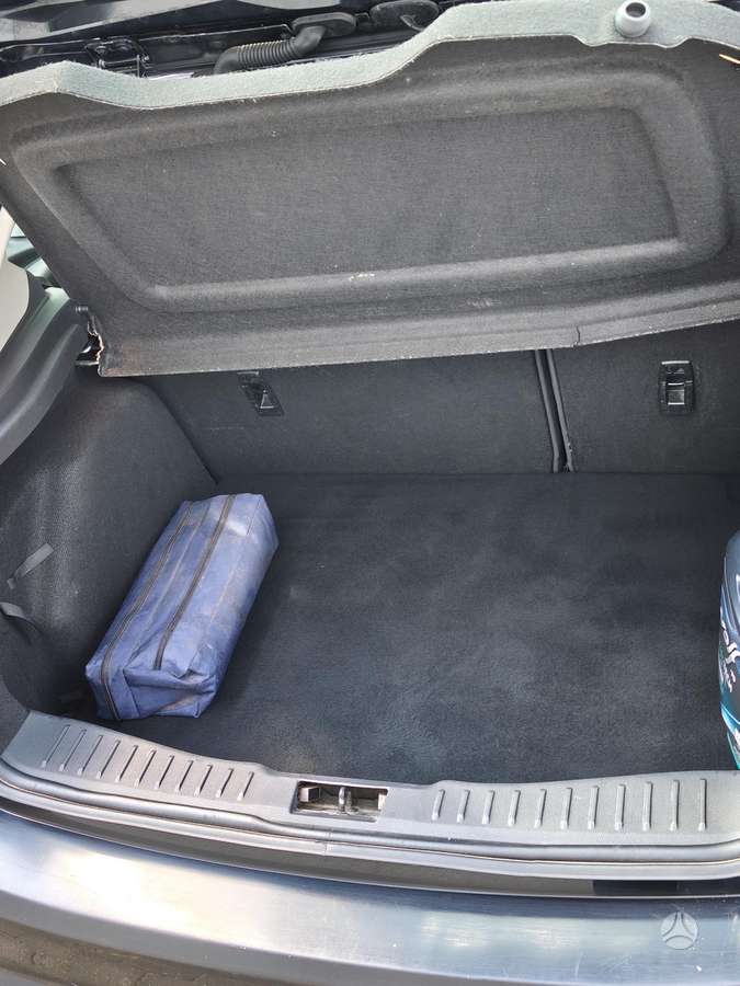 Ford Focus, 1.0 l., Хэтчбек