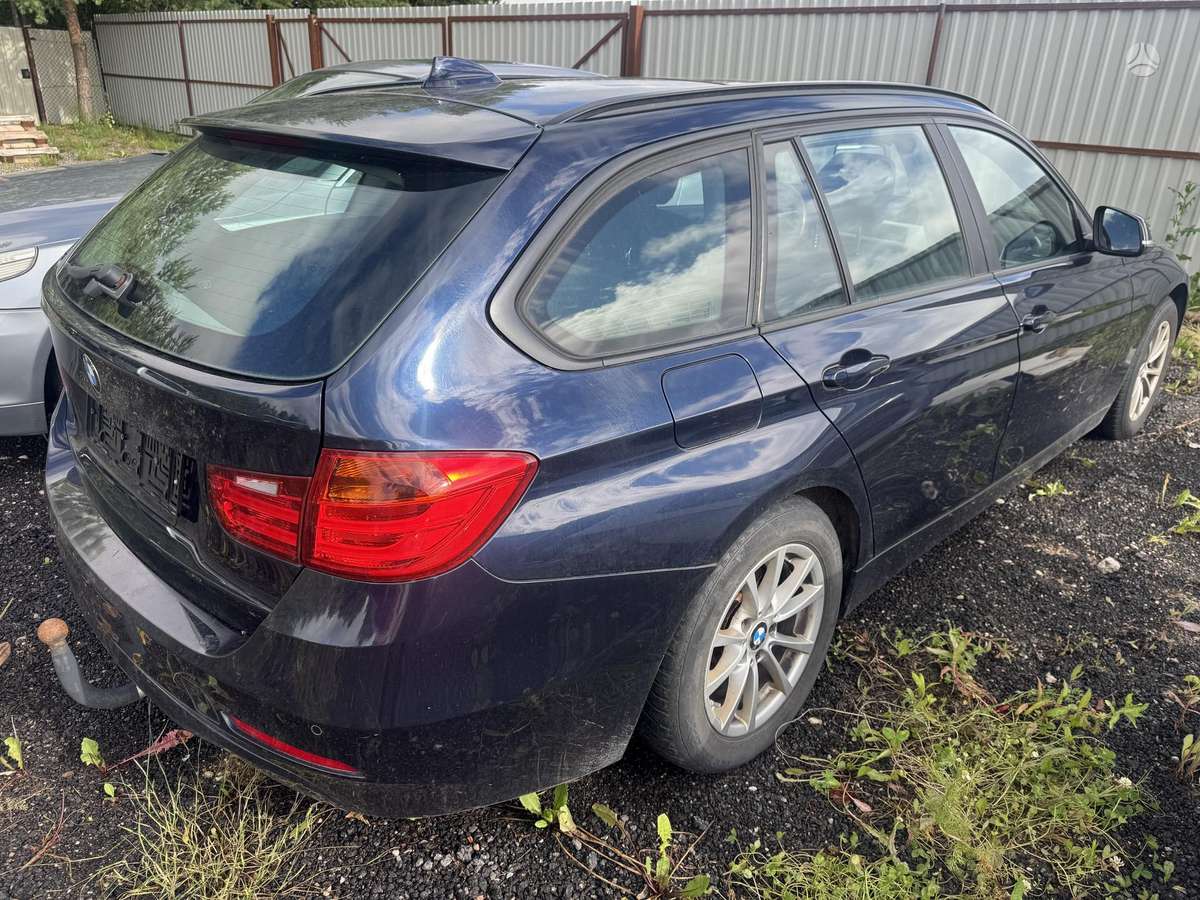 BMW 320