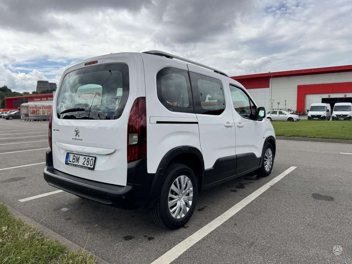 Peugeot Rifter - 4