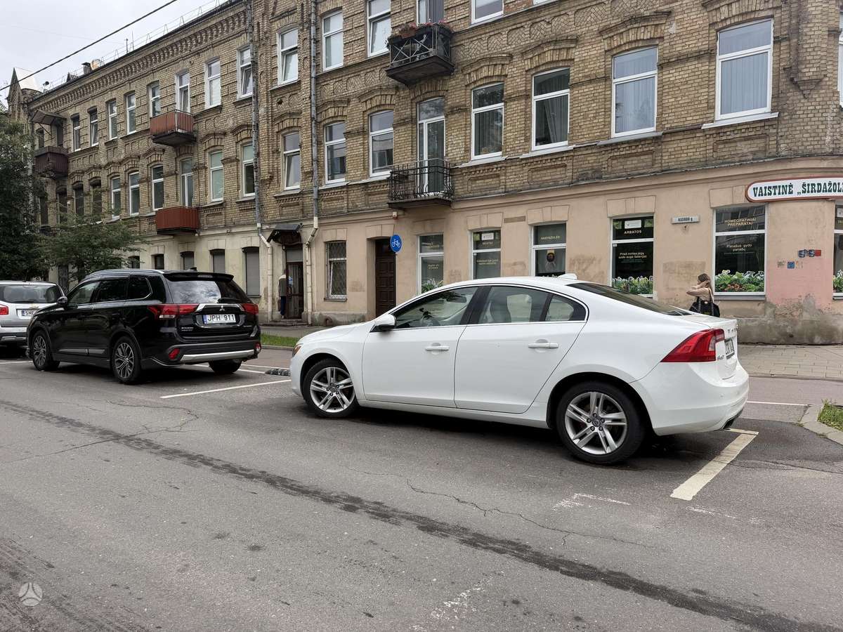 Volvo S60, 2.0 l., Седан