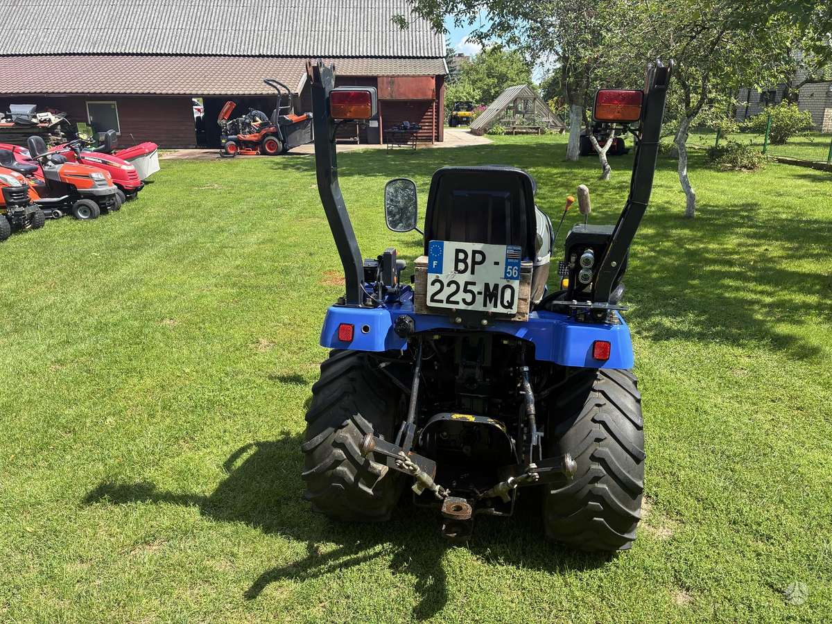 Iseki TXG237 (4x4), садовые тракторы