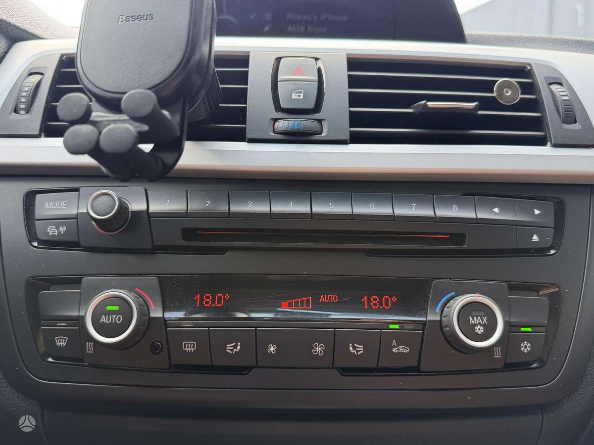 BMW 320, 2.0 l., Седан