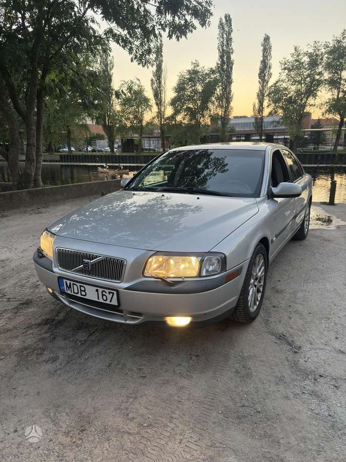 Volvo S80 - 1