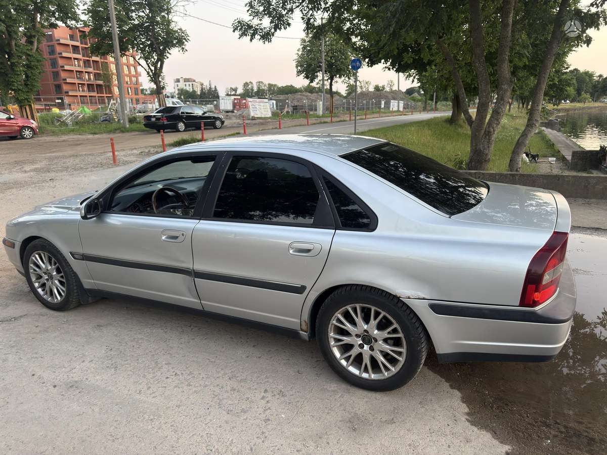 Volvo S80 - 2