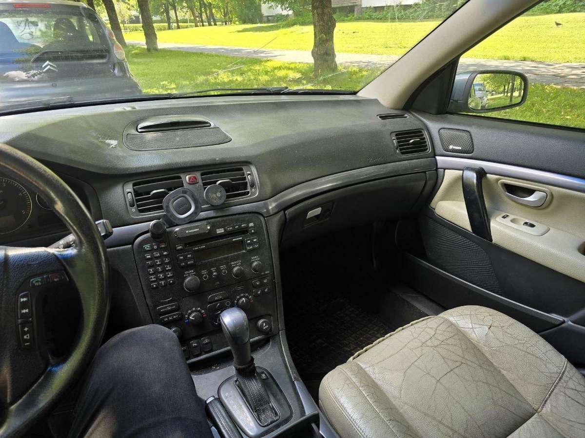 Volvo S80, 2.4 l., Седан