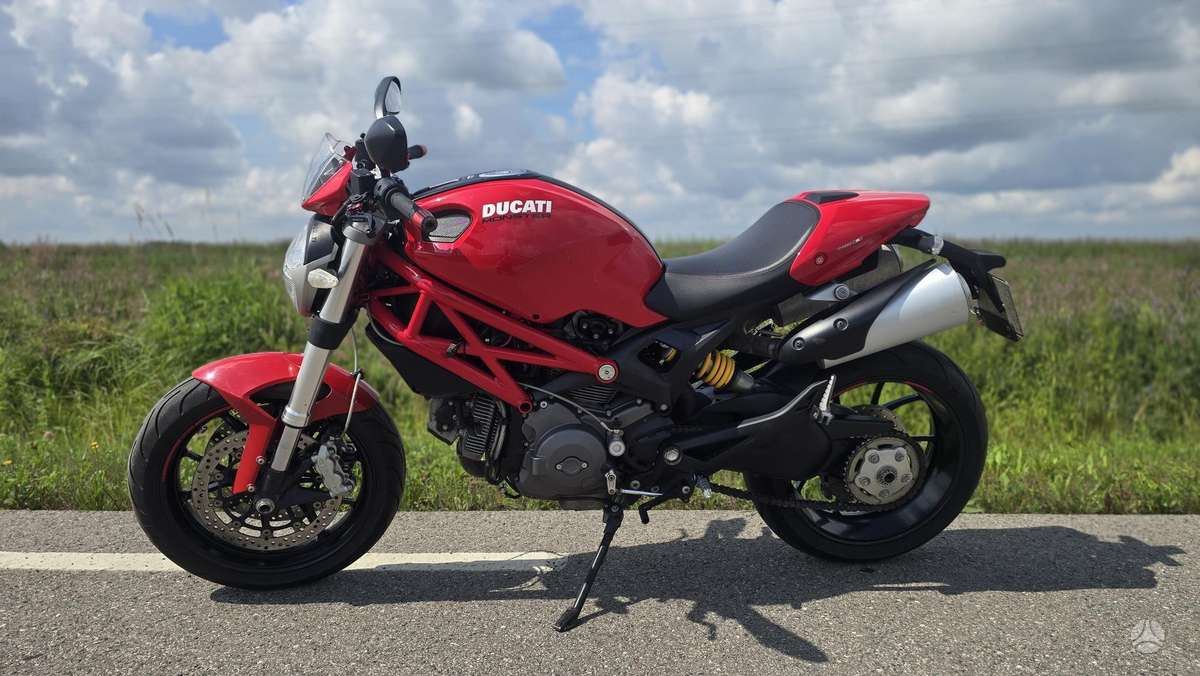 Ducati Monster 803cc, street / classic
