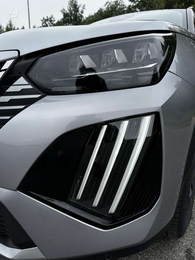 Peugeot 2008 - 9