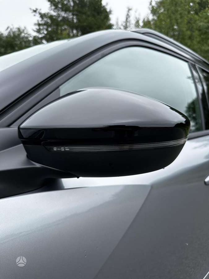 Peugeot 2008 - 12