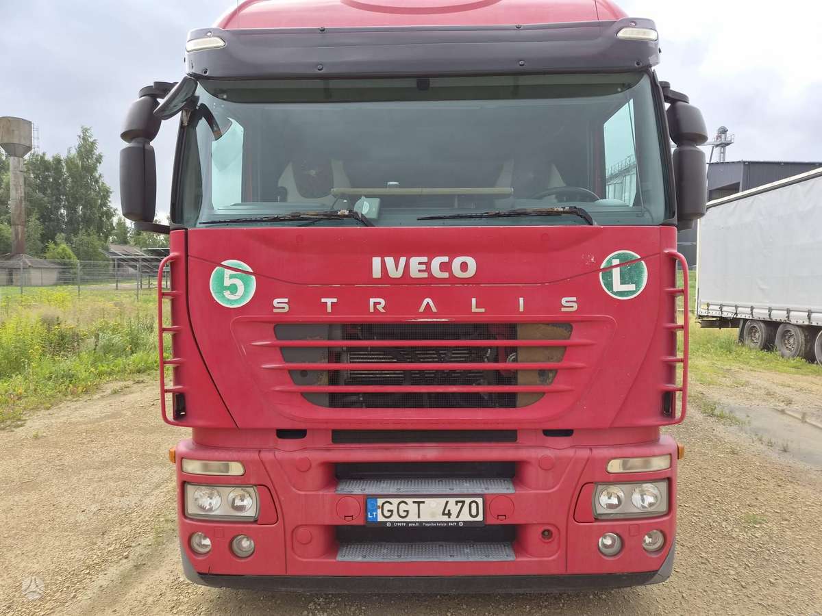 Iveco Stralis, 2 спальных места
