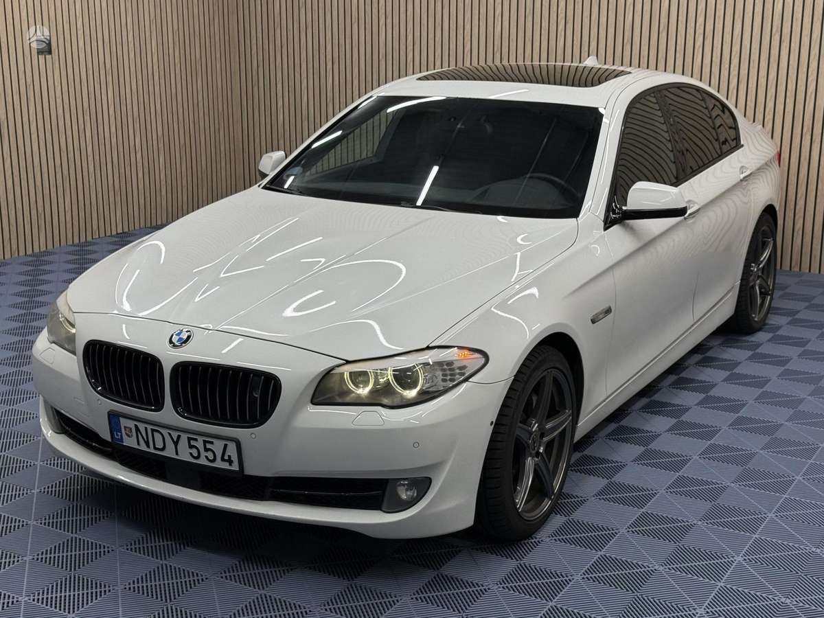 BMW 530, 3.0 l., Седан