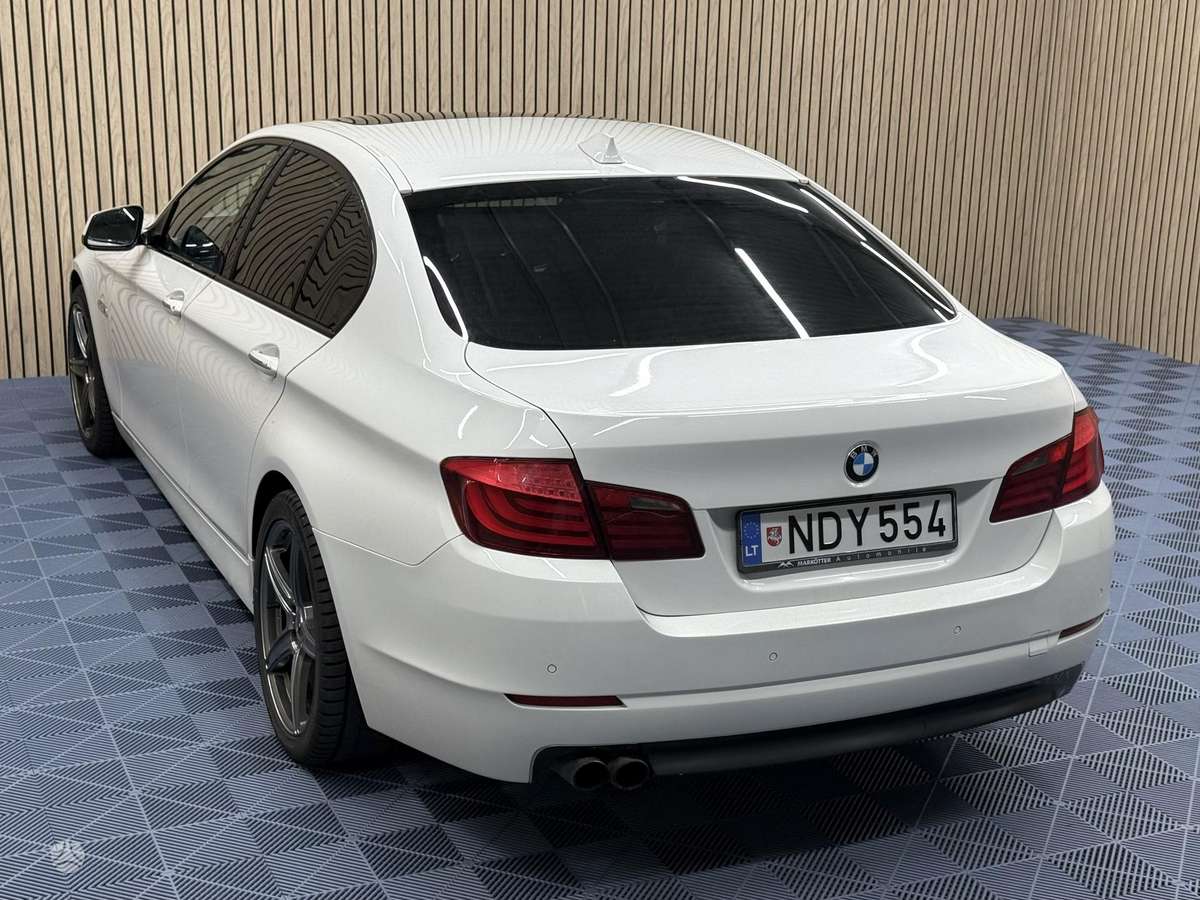 BMW 530, 3.0 l., Седан