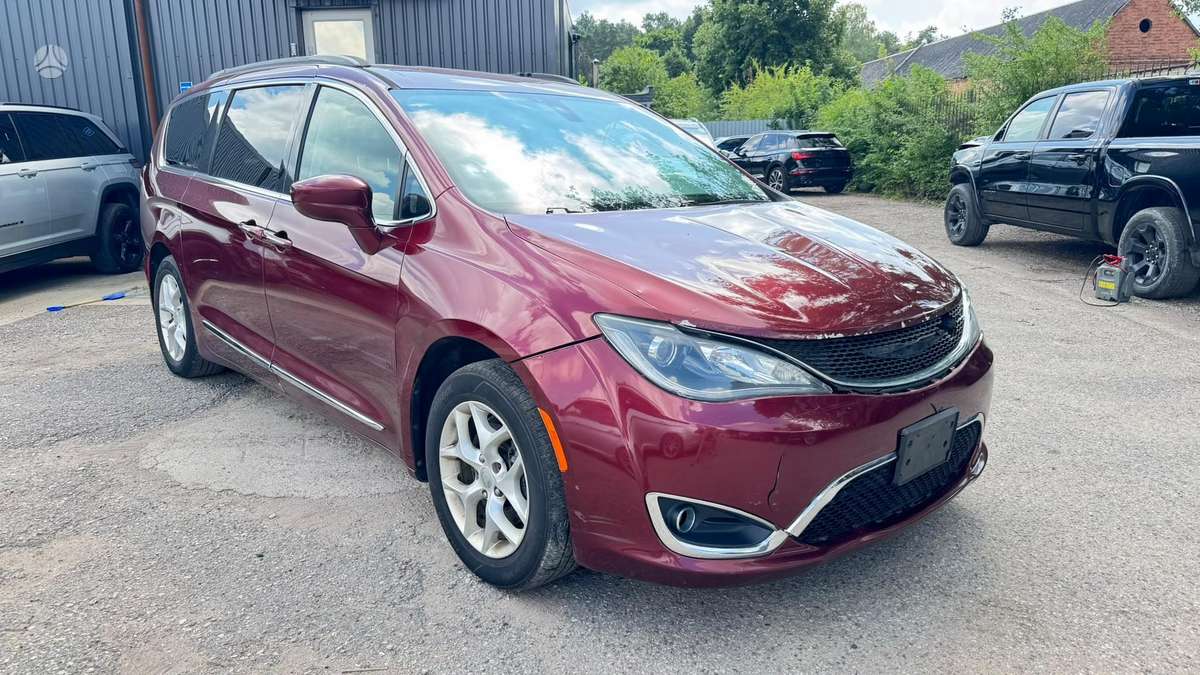 Chrysler Pacifica, 3.6 l., Минивэн