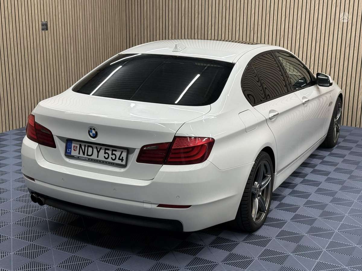 BMW 530, 3.0 l., Седан