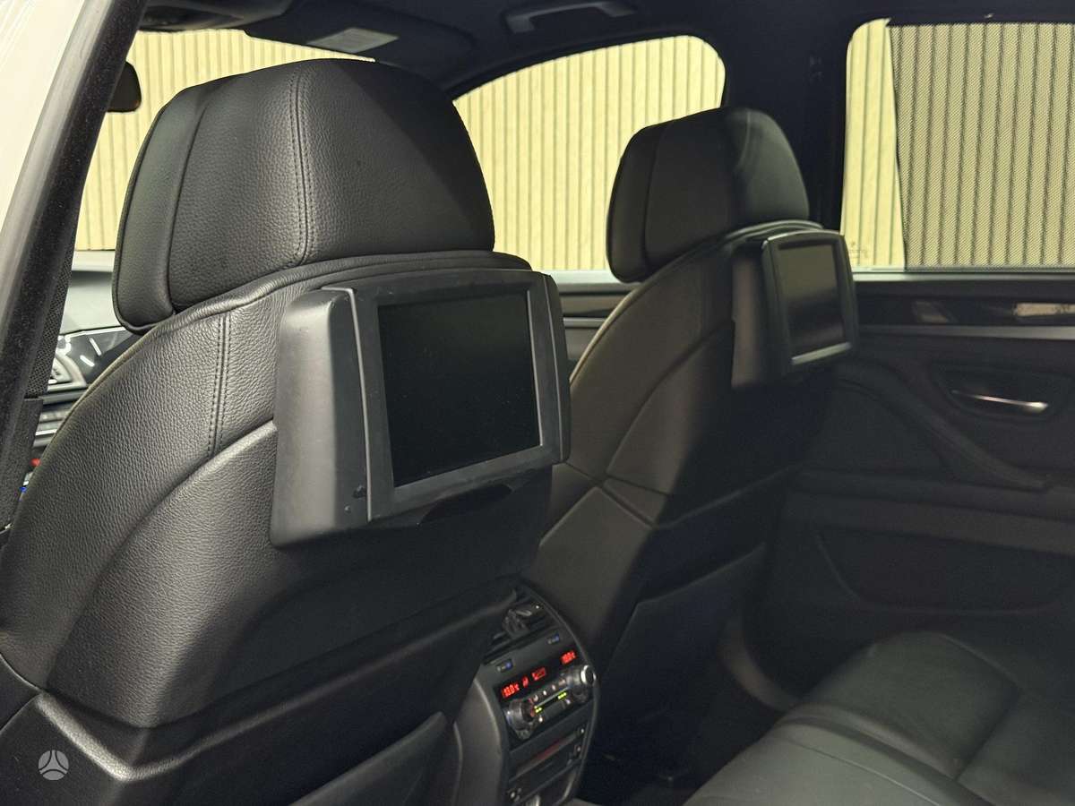 BMW 530, 3.0 l., Седан