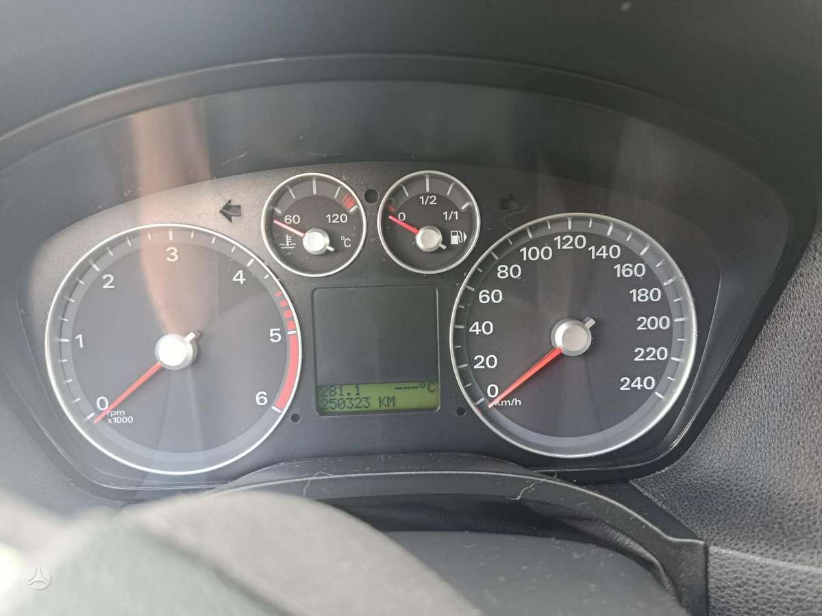 Ford Focus, 2.0 l., Хэтчбек