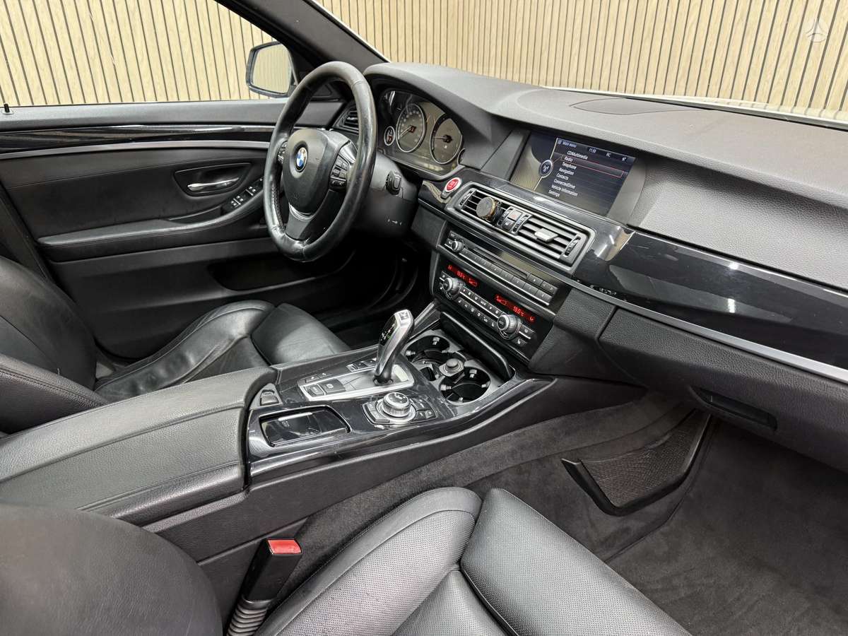 BMW 530, 3.0 l., Седан