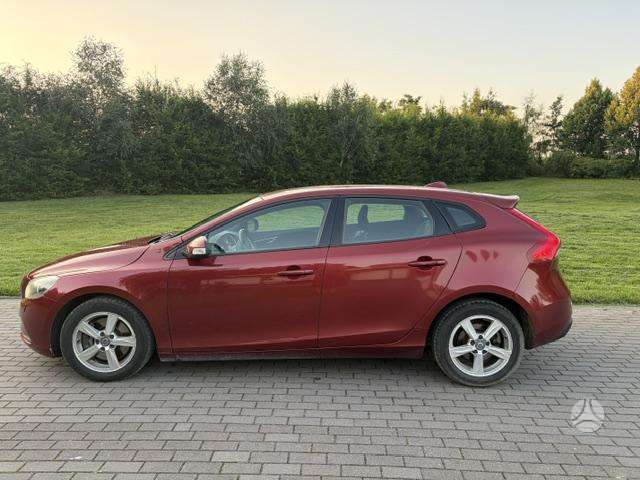 Volvo V40 - 1