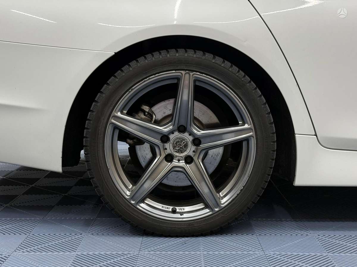 BMW 530, 3.0 l., Седан