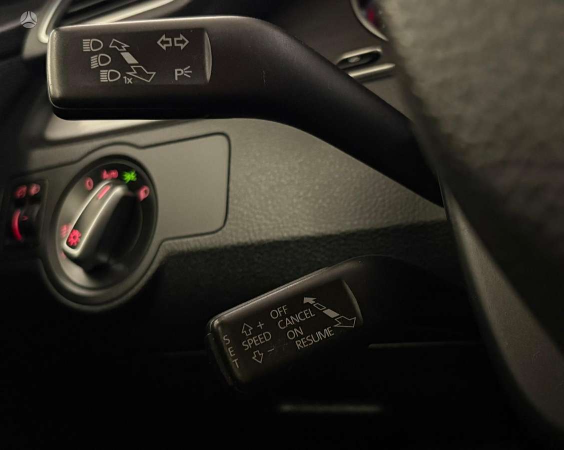 Volkswagen Passat - 9