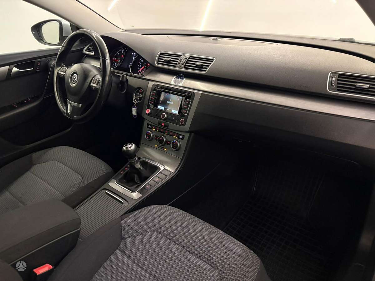 Volkswagen Passat, 2.0 l., Универсал