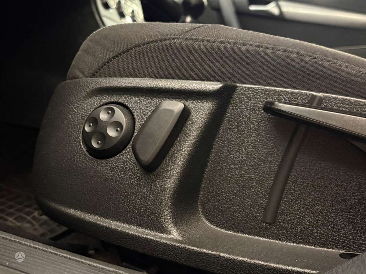 Volkswagen Passat, 2.0 l., Универсал
