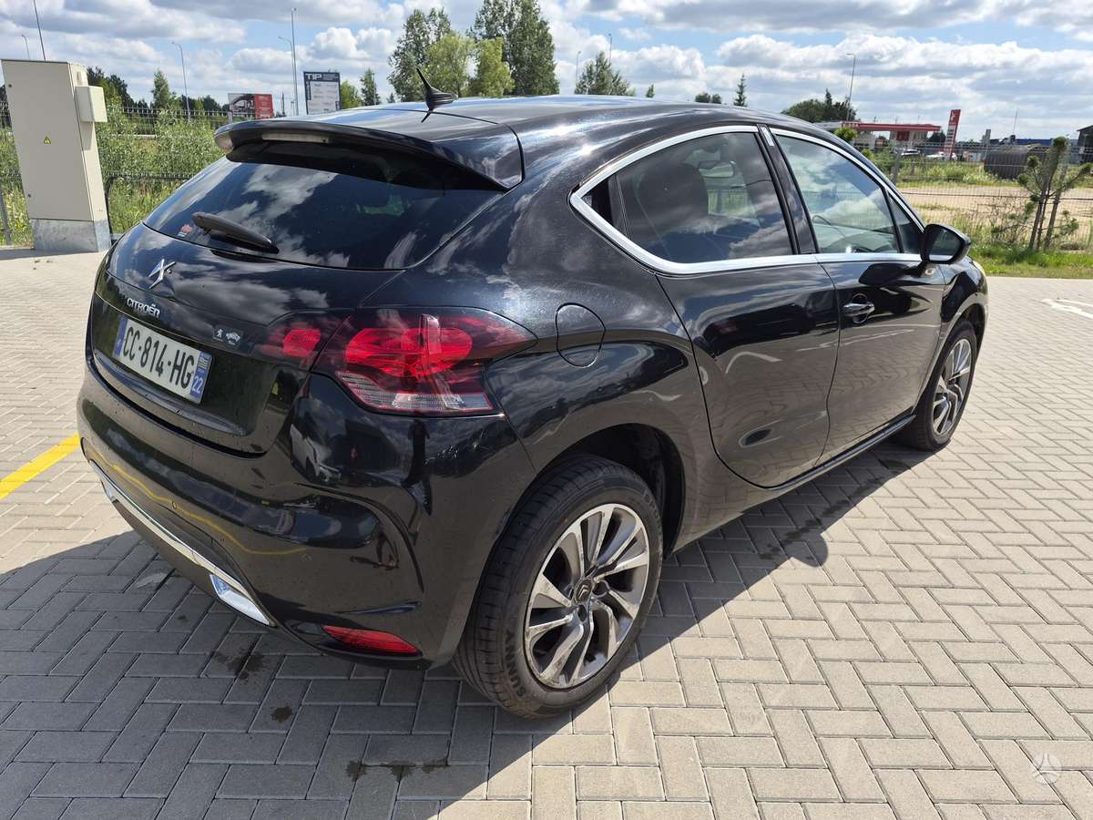 Citroen DS4, 1.6 l., Хэтчбек