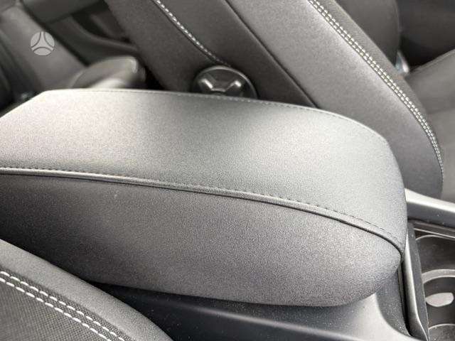 Volvo V40, 2.0 l., Хэтчбек