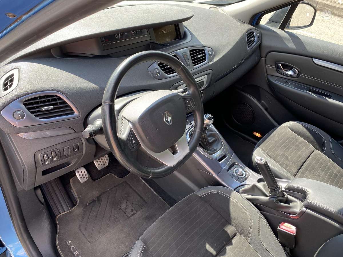 Renault Scenic - 10