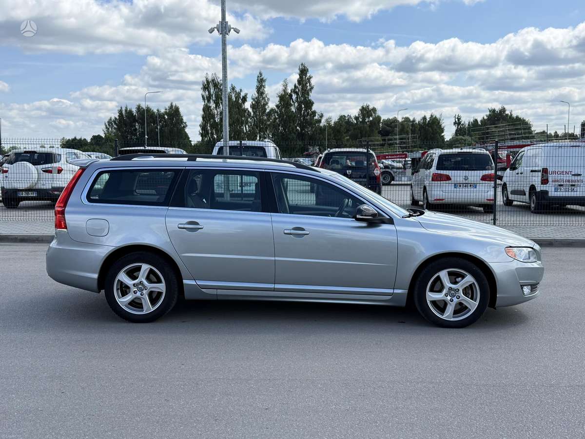 Volvo V70, 2.0 l., Универсал