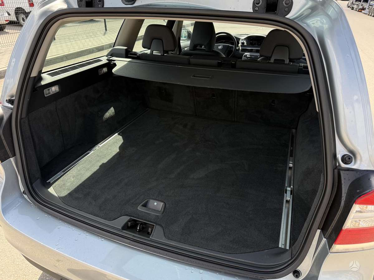 Volvo V70, 2.0 l., Универсал