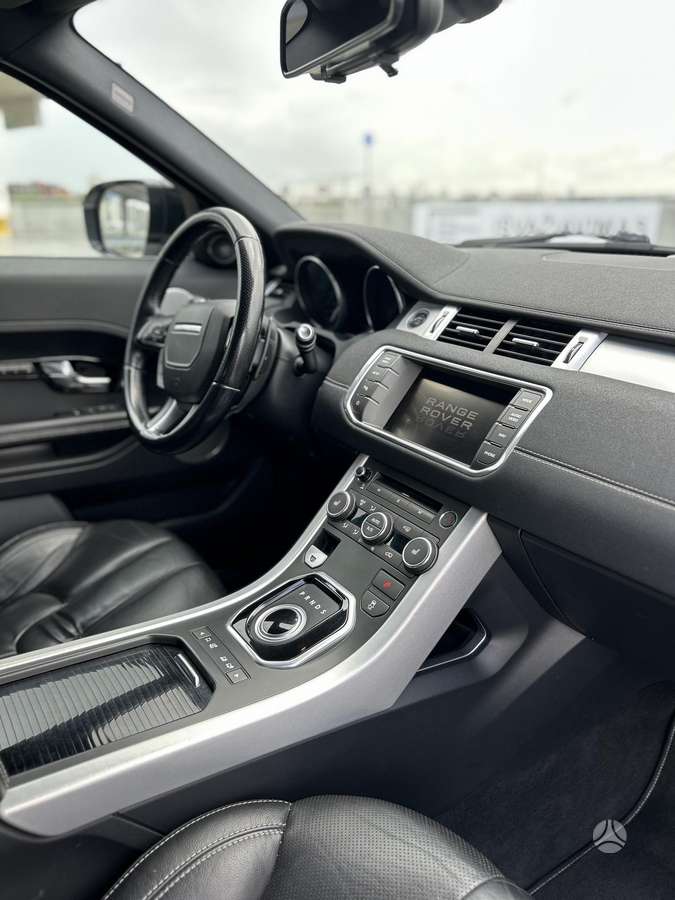 Land Rover Evoque, 2.2 l., off-road / crossover