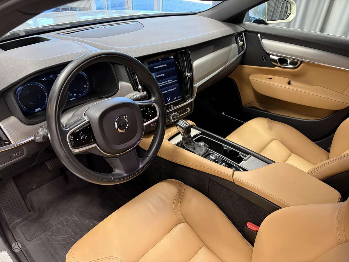 Volvo S90, 2.0 l., wagon
