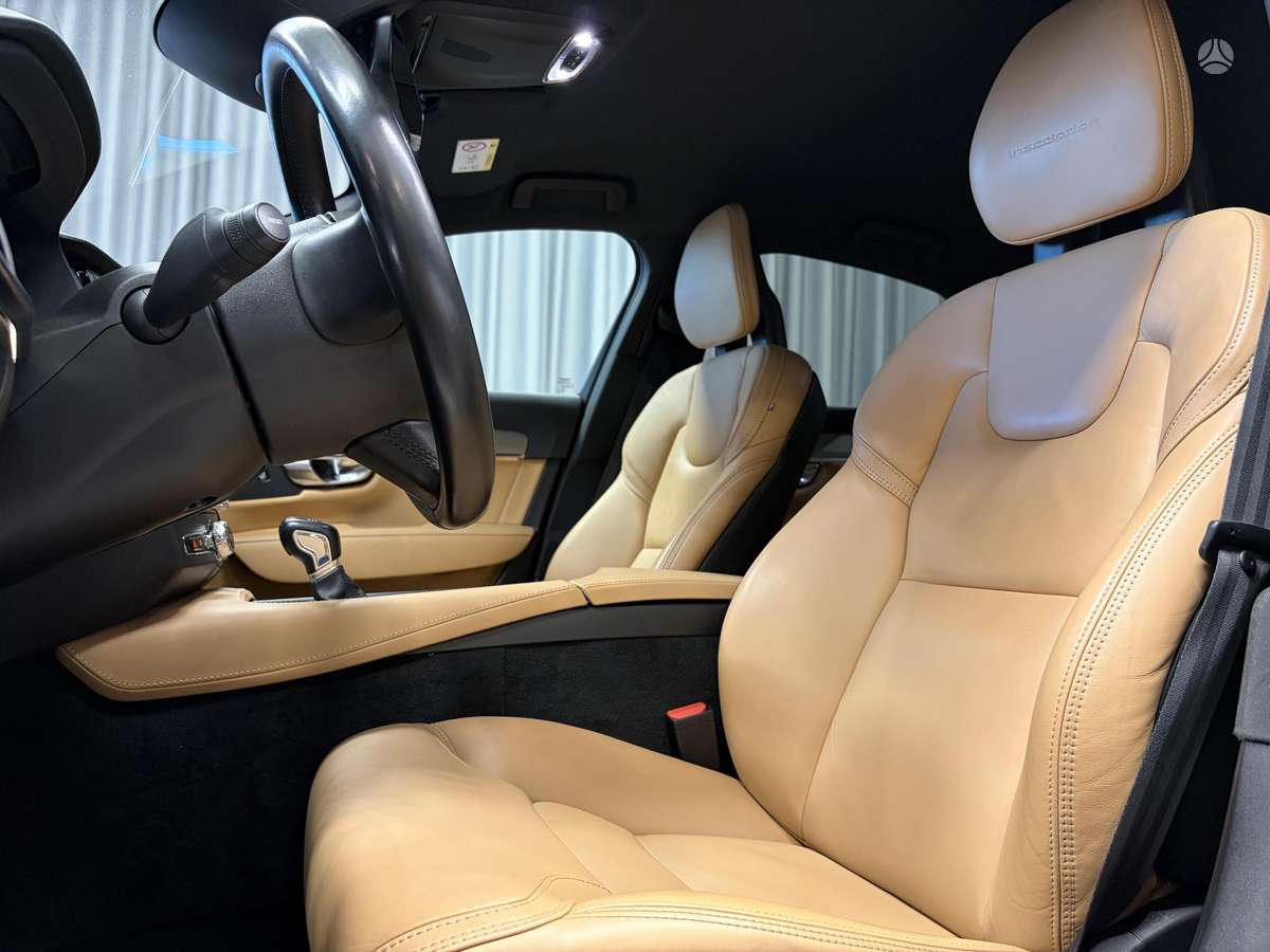 Volvo S90, 2.0 l., wagon