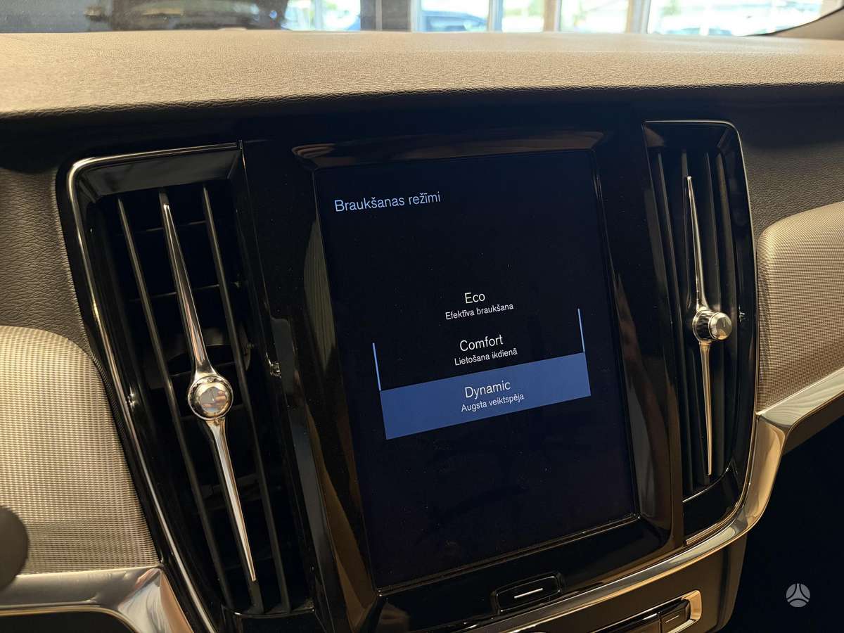 Volvo S90, 2.0 l., wagon