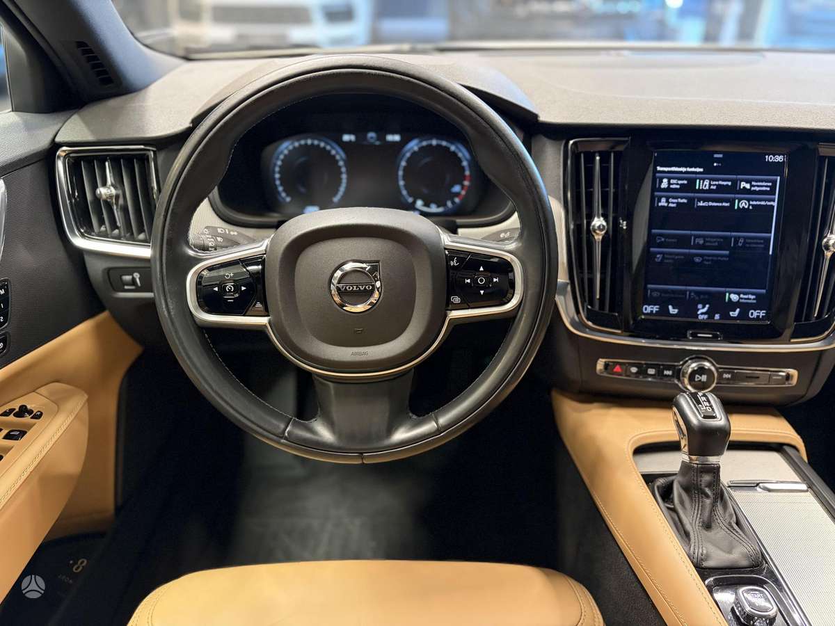 Volvo S90, 2.0 l., wagon