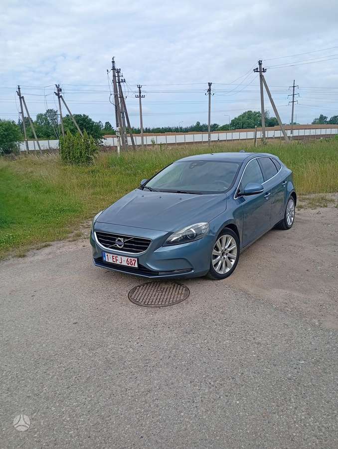 Volvo V40, 1.6 l., Хэтчбек