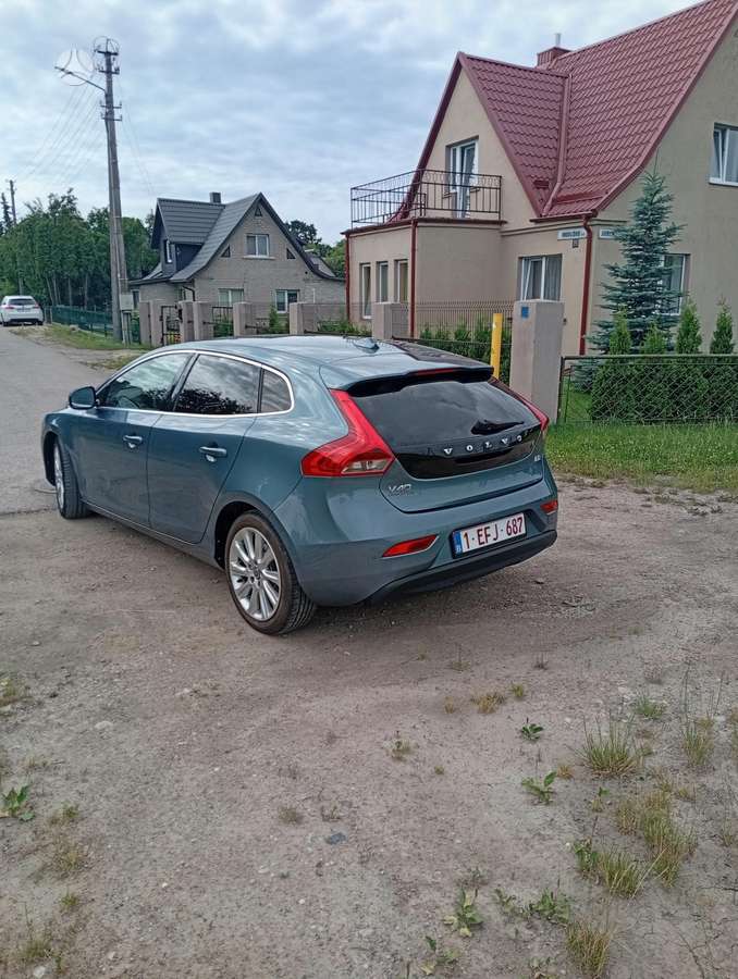 Volvo V40, 1.6 l., Хэтчбек