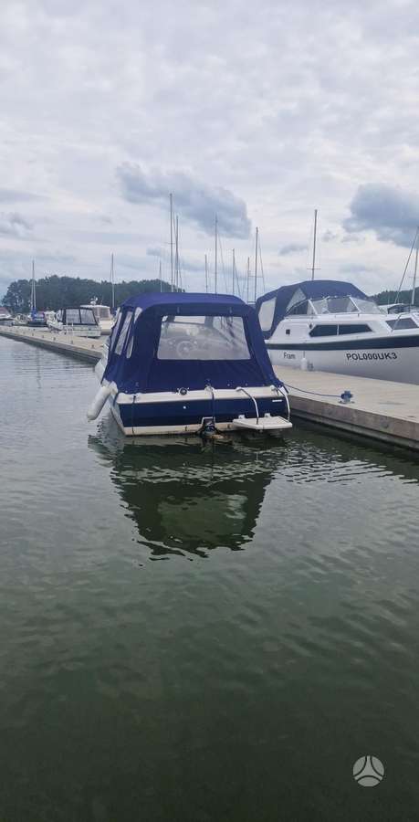 Bayliner Capri 1952, yachts / cruisers