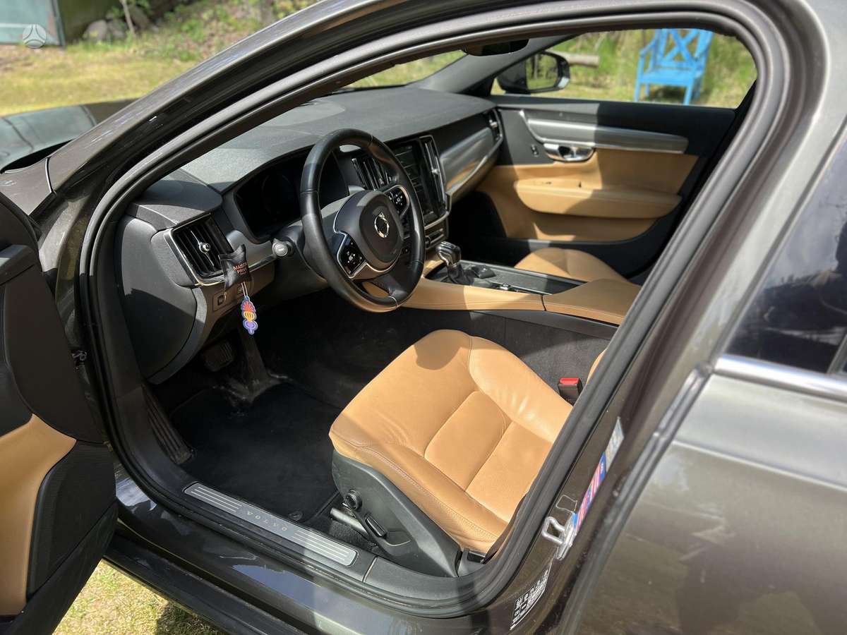 Volvo V90, 2.0 l., wagon