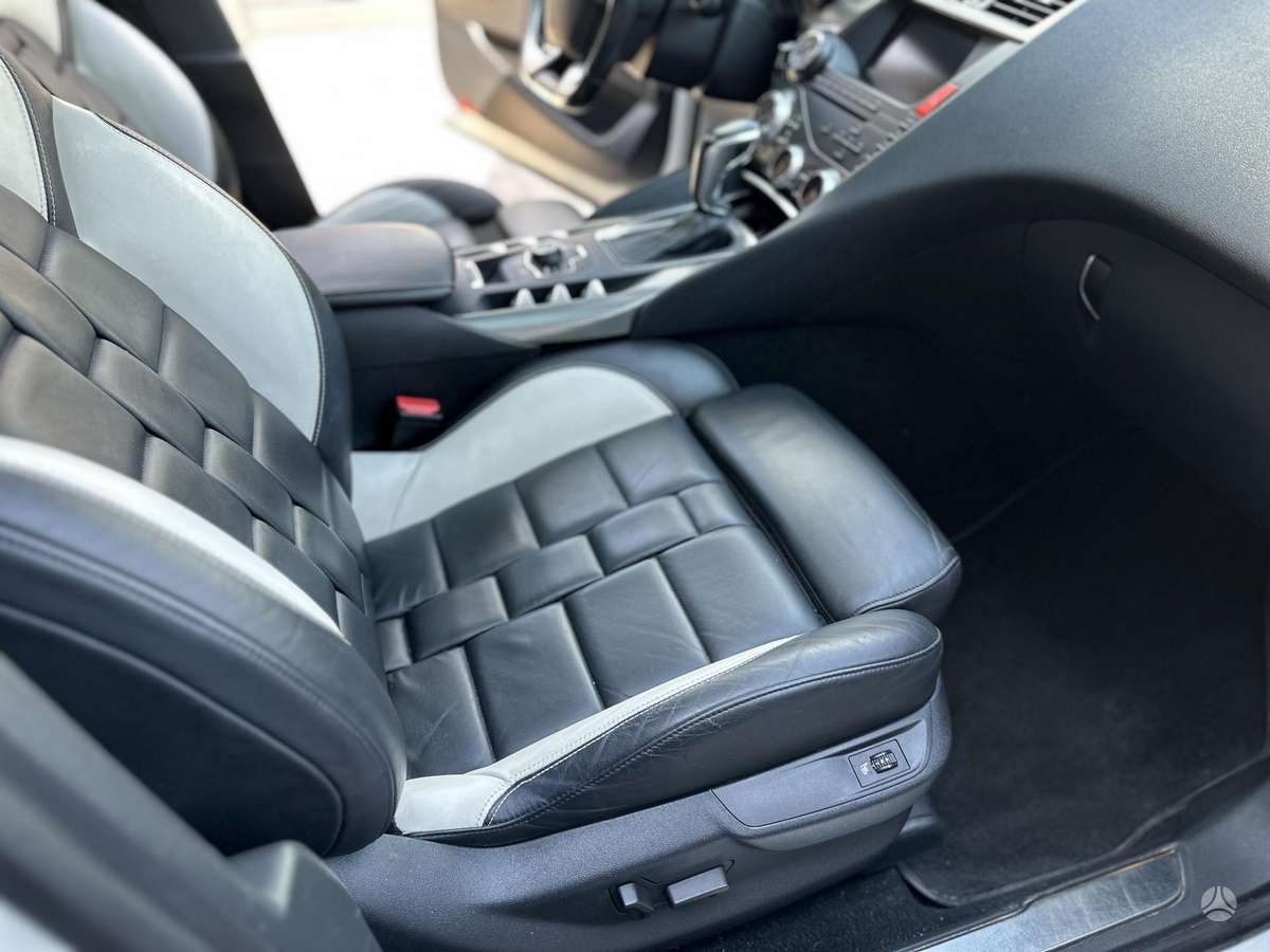 Citroen DS5, 2.0 l., Хэтчбек