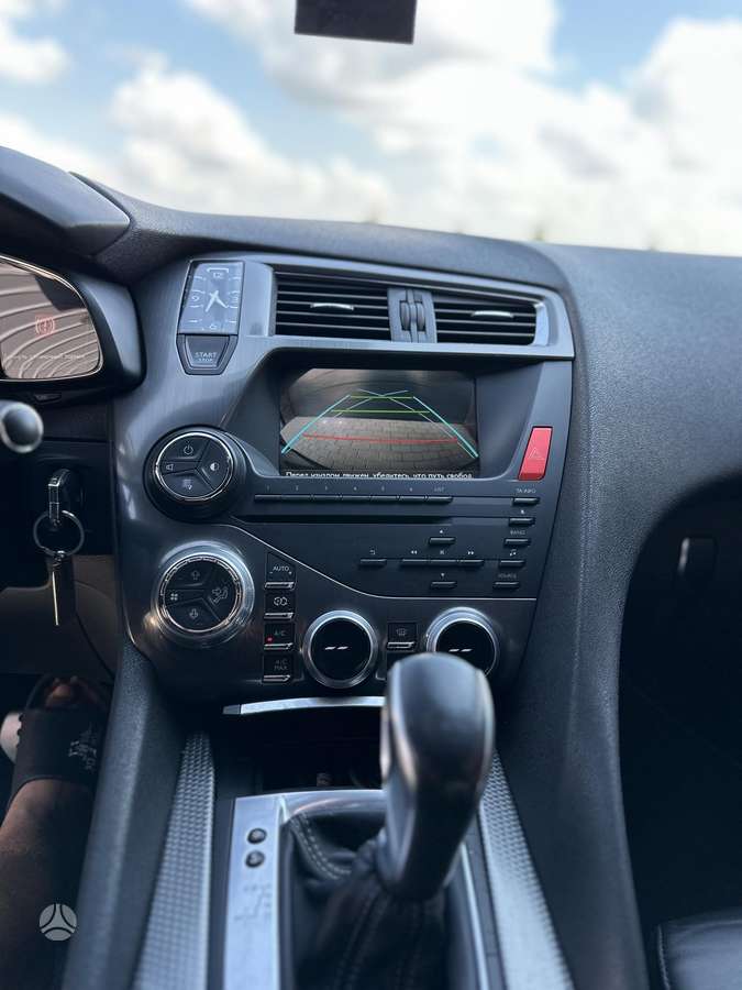 Citroen DS5, 2.0 l., Хэтчбек