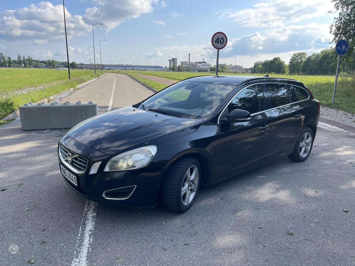 Volvo V60, 2.0 l., universalas