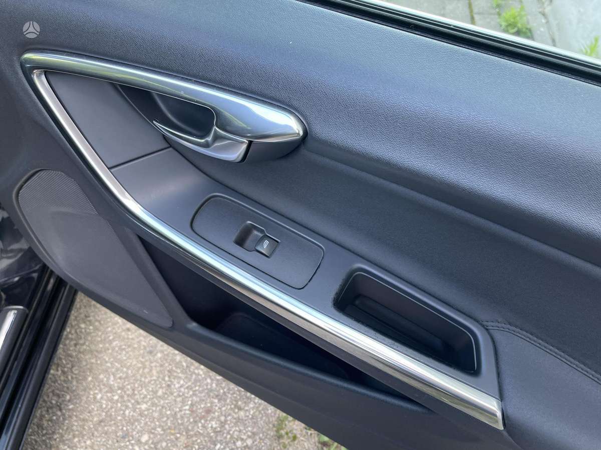 Volvo V60, 2.0 l., universalas