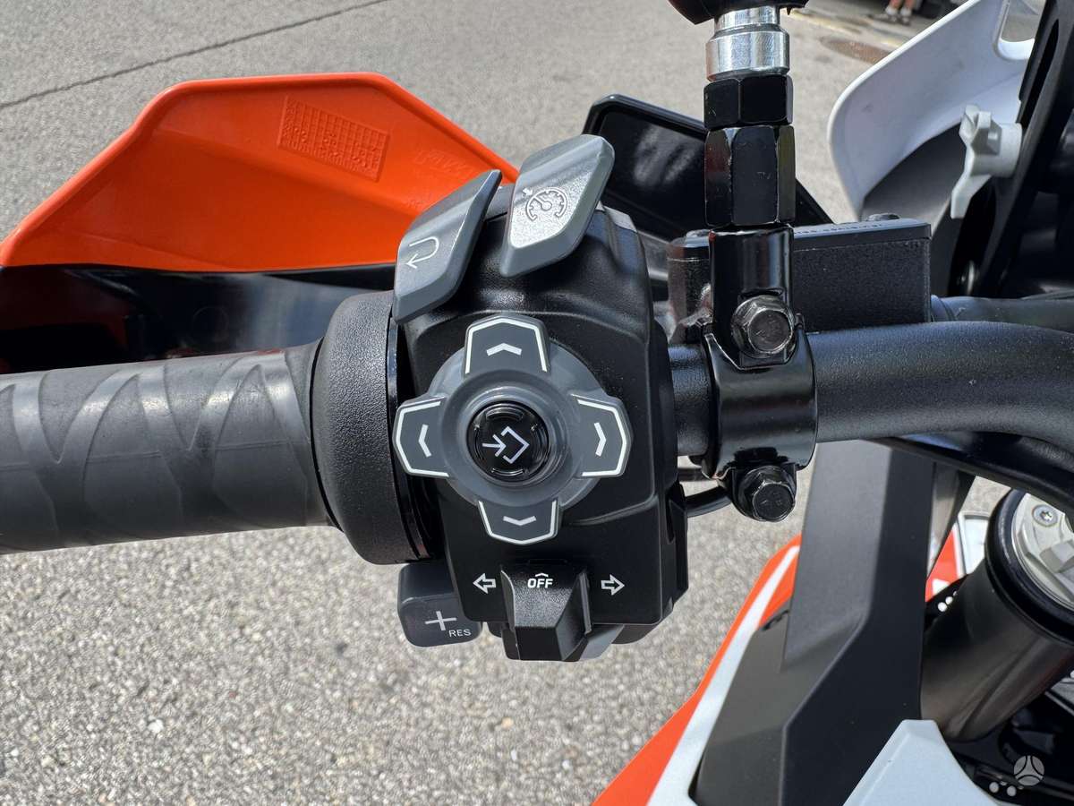 KTM Super Adventure 1300cc, enduro / adventure