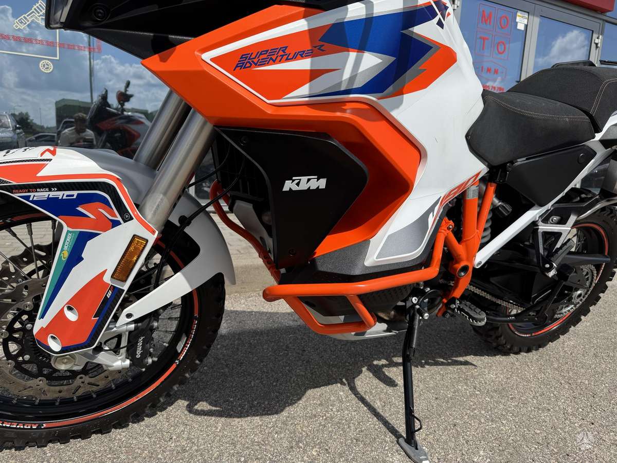 KTM Super Adventure 1300cc, enduro / adventure