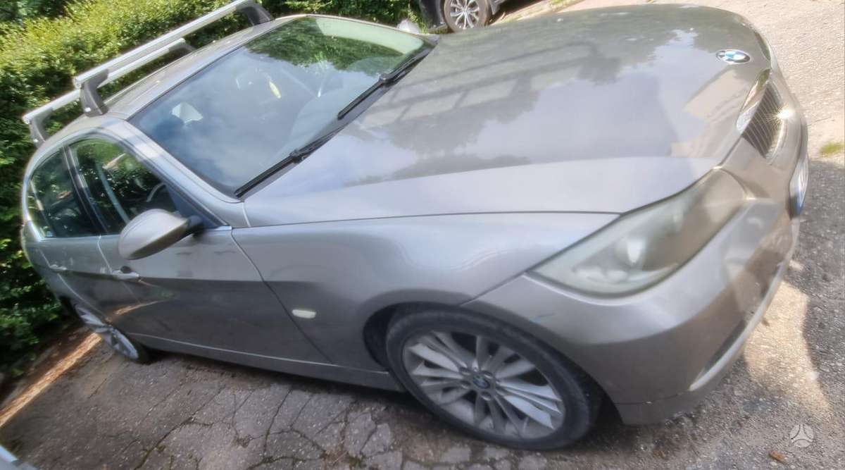 BMW 325, 3.0 l., Седан