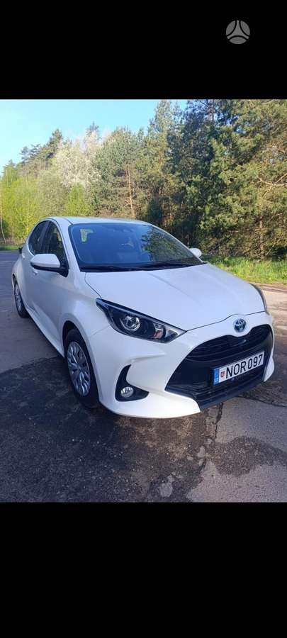 Toyota Yaris - 1