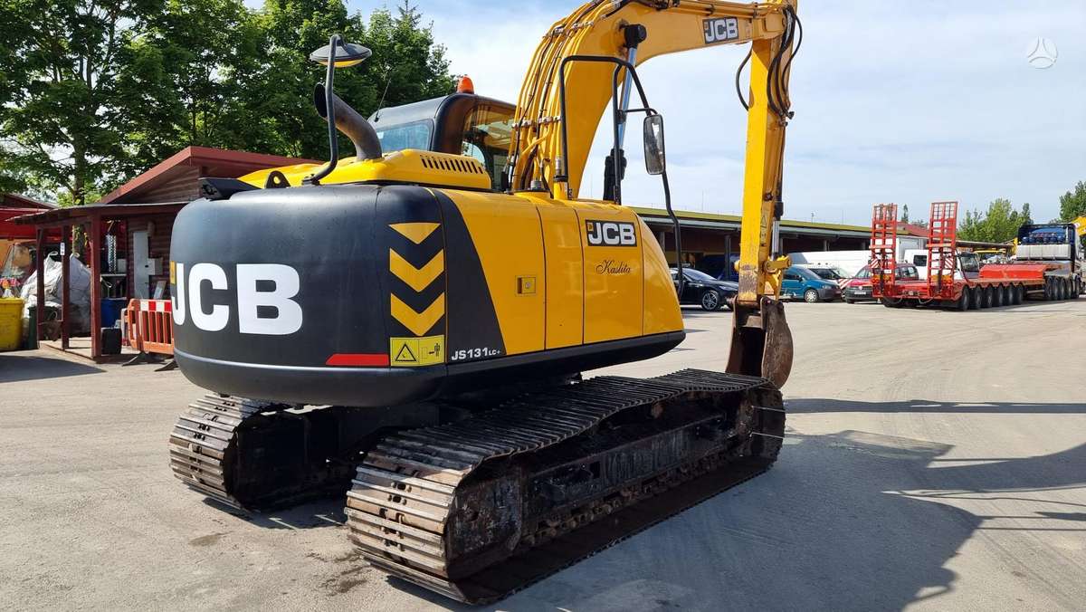 JCB JS 131 LC, excavator