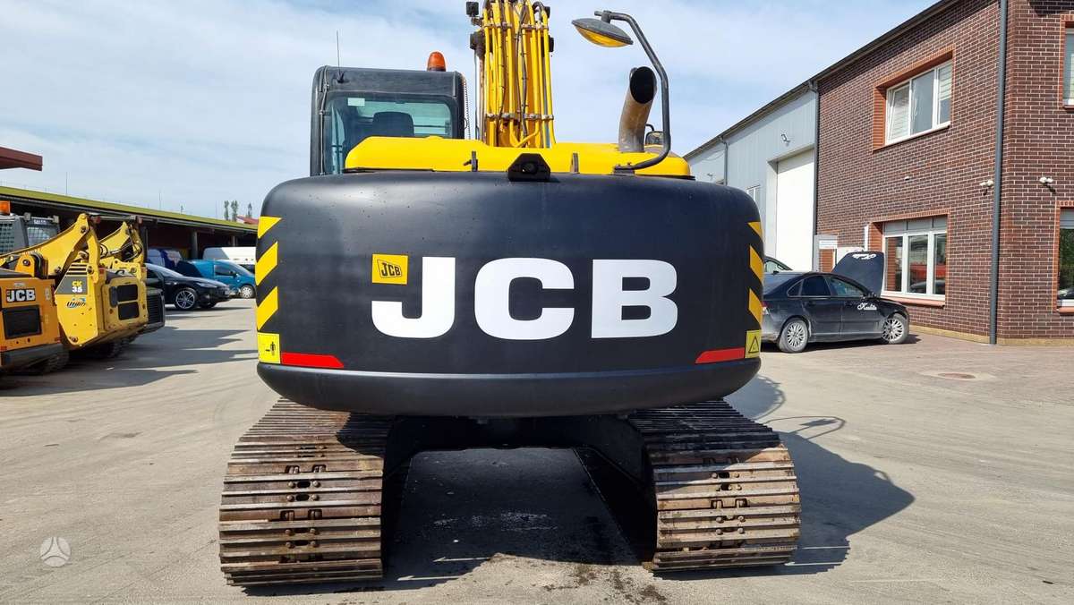 JCB JS 131 LC, excavator